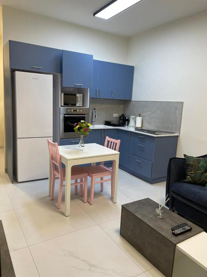 Port City Haifa - Luxury Apartments 50 Mtrs From The Beach Exterior foto